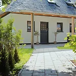Holiday home The Island Life Texel Met Jacuzzi