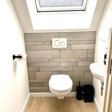 The Island Life Texel Met Jacuzzi דה קוח