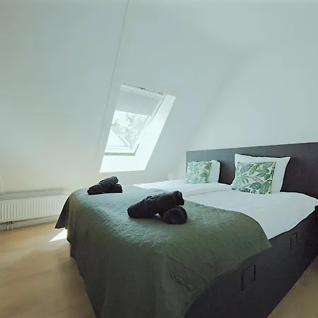 The Island Life Texel Met Jacuzzi Feriehus *