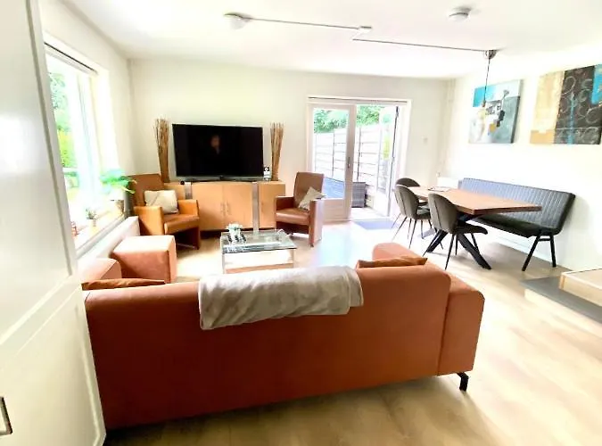 The Island Life Texel Met Jacuzzi 펜션 데쿠크