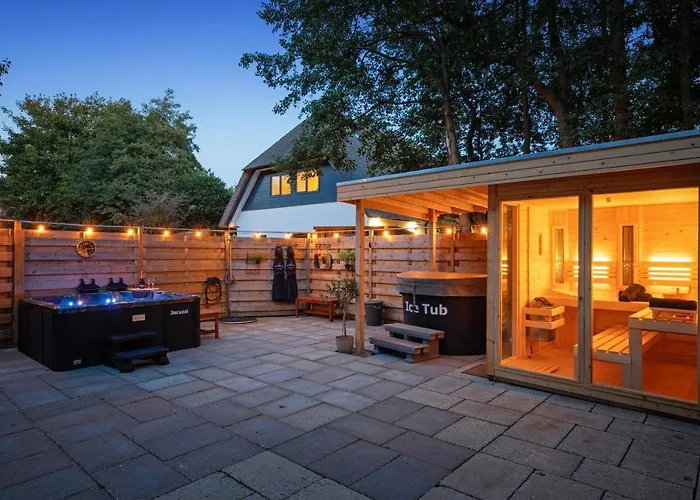 The Island Life Texel Met Jacuzzi 펜션