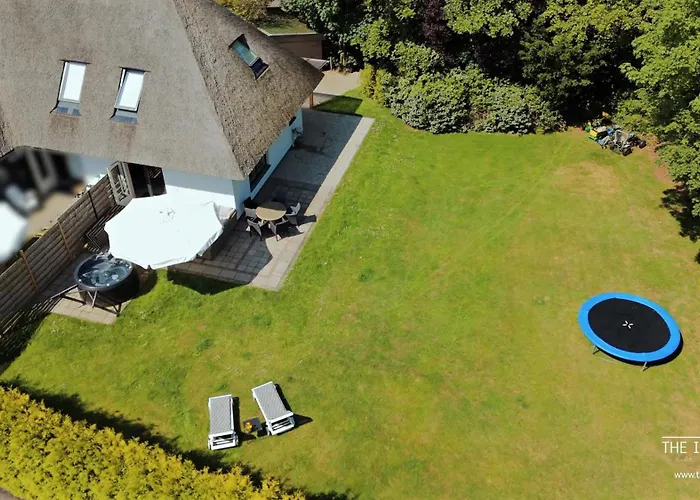 The Island Life Texel Met Jacuzzi *