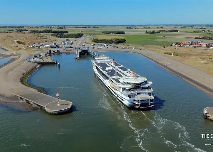 The Island Life Texel Met Jacuzzi