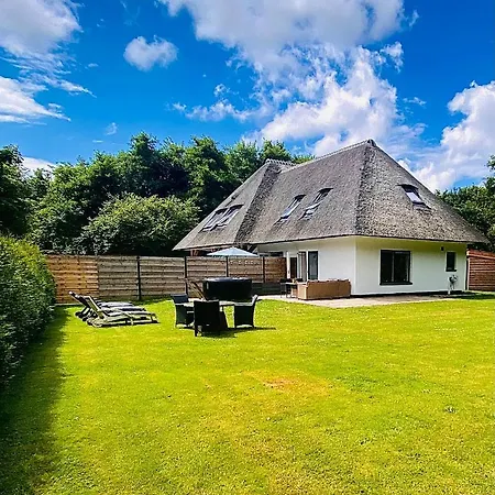 The Island Life Texel Met Jacuzzi * デ・コーフ