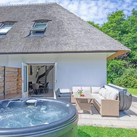 The Island Life Texel Met Jacuzzi Сasa de vacaciones De Koog (Texel)